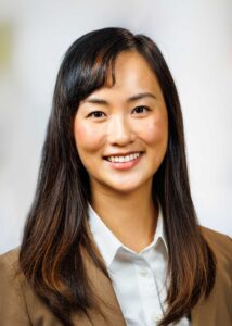 Professional Photograph of Lisa Ni